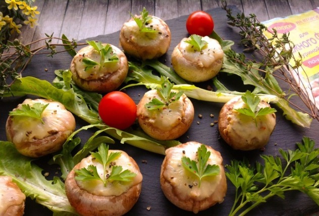 Новогодняя горячая закуска