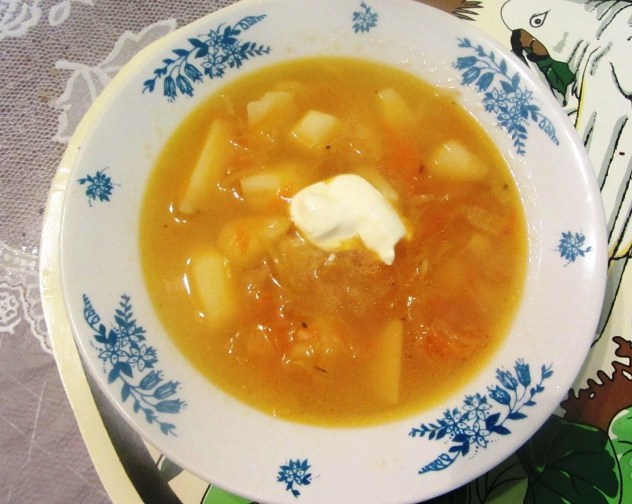Щи из квашеной капусты - рецепт советского детского блюда